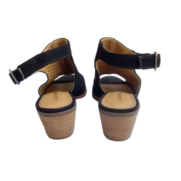 Lucky Brand Bertel Sandal Sling Back Perforated Leather Suede Block Heel Size 7 - Picture 11 of 13